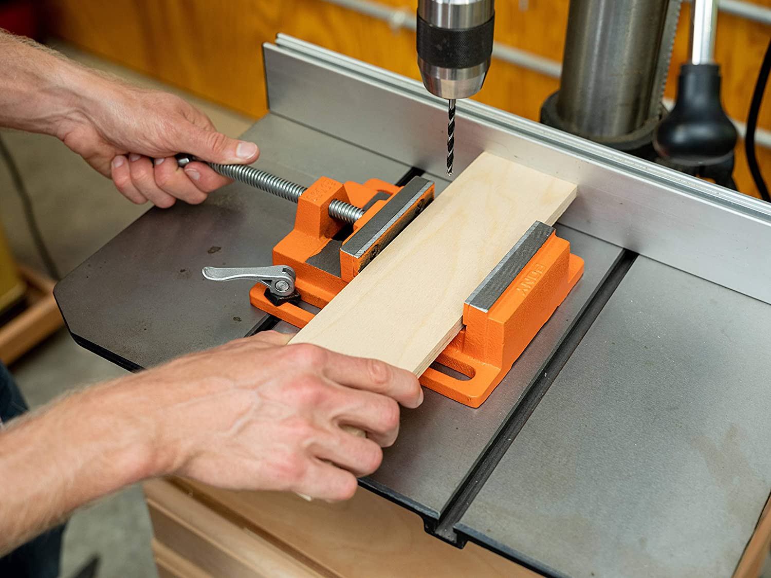 Drill press vise