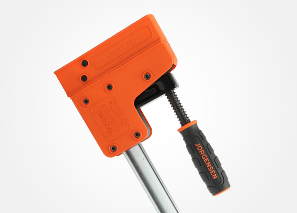 Cabinet Master™ 90° parallel jaw bar clamp