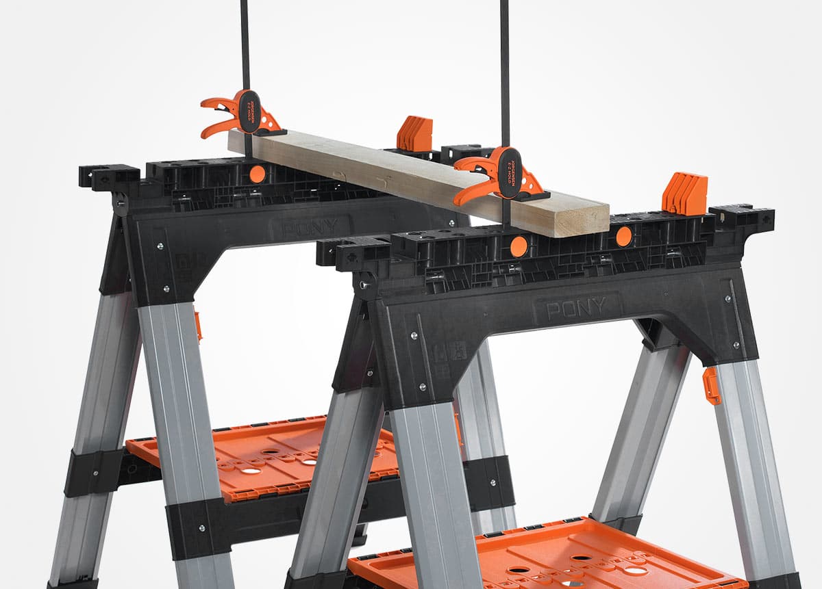 2-Piece Clamping Sawhorses