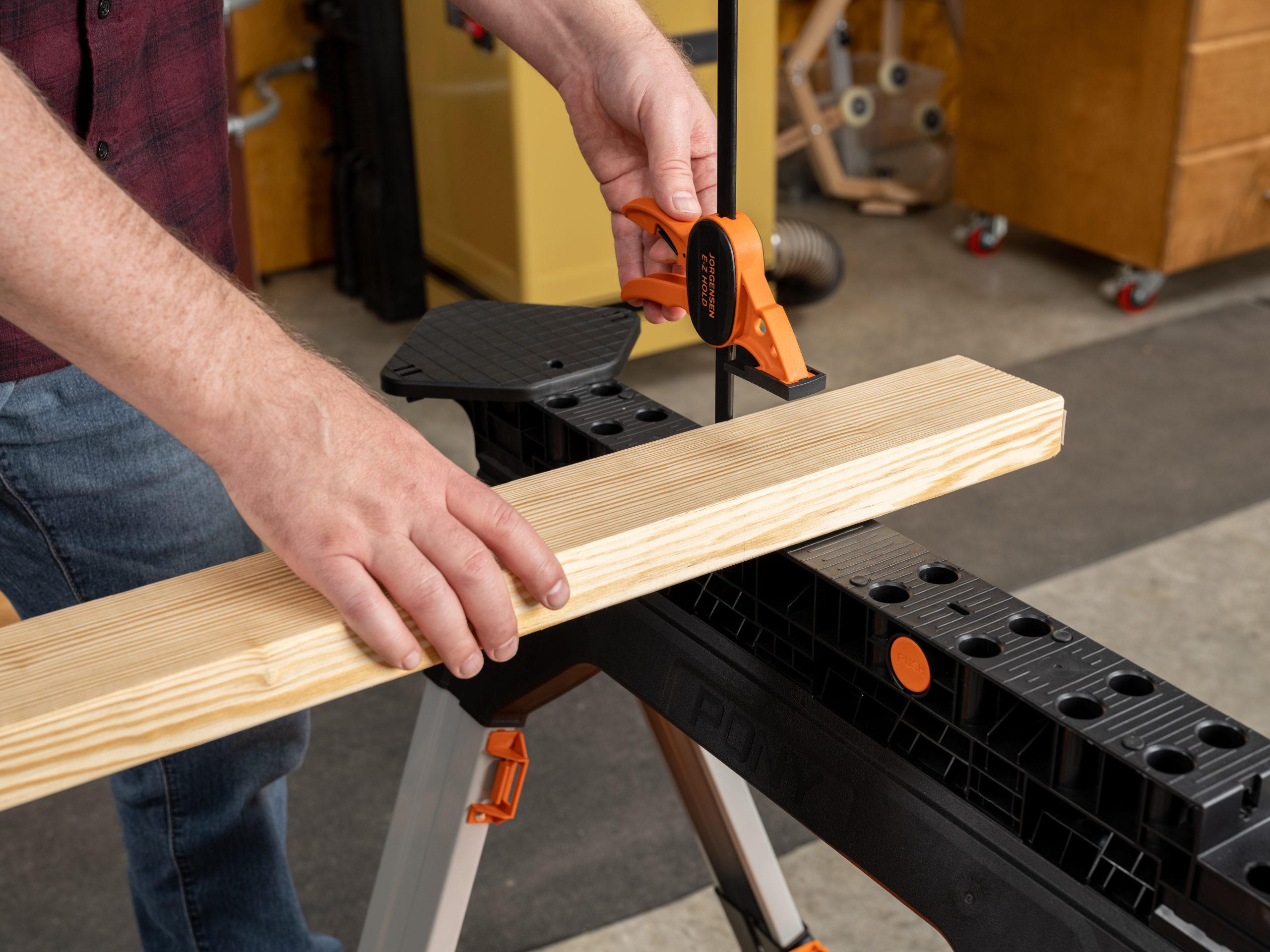 2-Piece Clamping Sawhorses